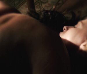 Sex video Charlize Theron - The Last Face (2017)