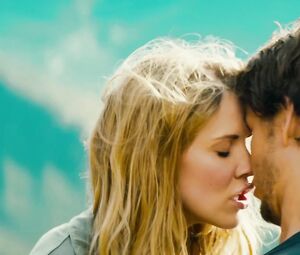 Sex video Sara Canning, Louise Robinson nude - The Right Kind Of Wrong (2013)