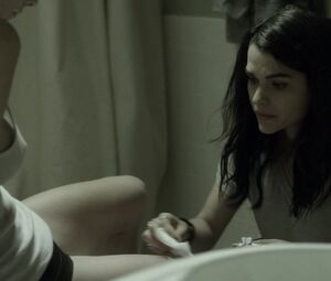 Sex video Ashley Greene, Eve Harlow, Zibby Allen - Rogue S04E03 (2017)