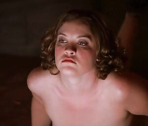 Sex video Carla Gallo, Amanda Aday - Carnivale