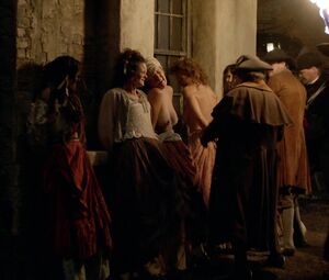 Sex video Holli Dempsey, Eloise Smyth - Harlots S01E01 (2017)