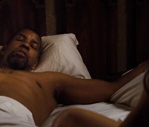 Sex video Paula Patton nude - 2 Guns (2013)