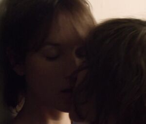 Sex video Anais Demoustier, Sophie Verbeeck nude - A trois on y va (2015)