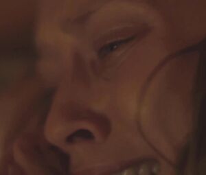 Sex video Teresa Palmer & Phoebe Tonkin - The Ever After (2014)