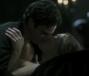 Sex video Kate Winslet  nude - Quills (2000)