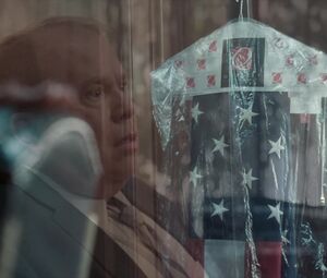 Sex video Emayatzy Corinealdi, Elizabeth McLaughlin nude - Hand of God (2004)