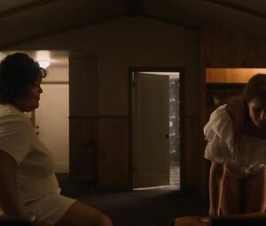 Sex video Alison Brie, Sydelle Noel, Kate Nash - Glow S01 (2017)