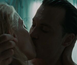 Sex video Amber Heard nude - The Rum Diary (2011) 