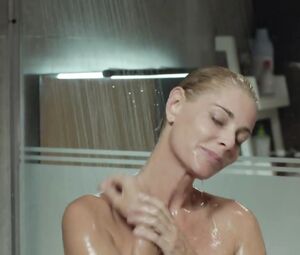 Sex video Belen Rueda naked - B&b, de boca en boca S02E01-04 (2015) 
