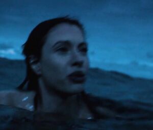 Sex video Franziska Wulf, Jana Pallaske nude - 12 Meter ohne Kopf (2009) 