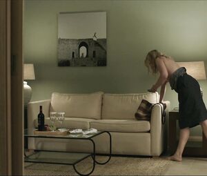 Sex video Julie Delpy nude - Before Midnight (2013)