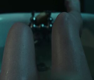 Sex video Elisabeth Moss, Yvonne Strahovski nude - The Handmaidโs Tale S01E05-06 (2017)