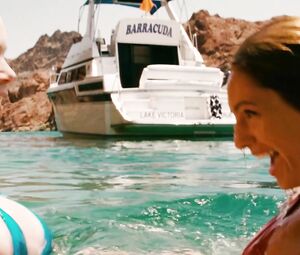 Sex video Jessica Szohr, Kelly Brook, Riley Steele - Piranha (2010)