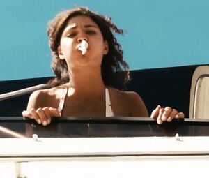 Sex video Jessica Szohr, Kelly Brook, Riley Steele - Piranha (2010)