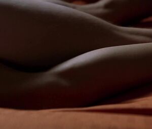 Sex video Cindy Sampson nude - The Last Kiss (2006)