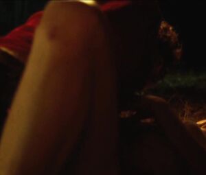 Sex video Liv Tyler nude - Stealing Beauty (1996)