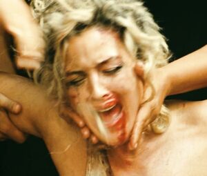 Sex video Monica Bellucci nude - Malèna (2000)