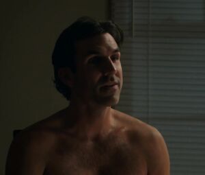 Sex video Ashley Hinshaw - Goodbye to All That (2014)