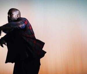 Sex video Kim Kardashian nude - Bound 2 (2013)