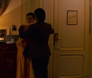 Sex video Natalie Portman nude - Hotel Chevalier (2007) 