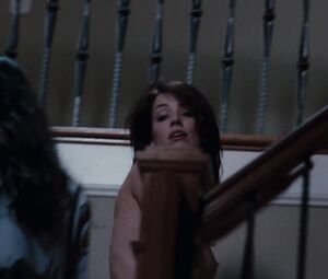 Sex video Amber Heard nude-The Joneses (2009) 