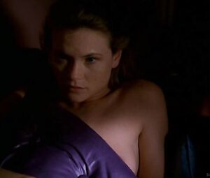 Sex video Amy Locane, Rose McGowan nude - Going All the Way (1997)