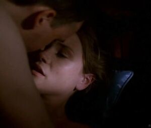 Sex video Amy Locane, Rose McGowan nude - Going All the Way (1997)