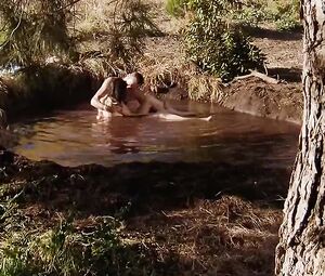 Sex video Elizabeth Barondes, Gabriella Hall nude - Full Body Massage (1995)