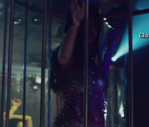 Sex video Halle Berry Nude - Frankie Alice (2010)