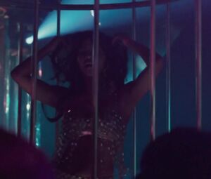 Sex video Halle Berry Nude - Frankie Alice (2010)