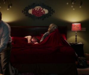 Sex video Gia Crovatin naked - Dirty Weekend (2015)