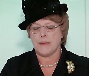 Sex video Brigitte Fossey & Sylvie Matton - Calmos (1976)