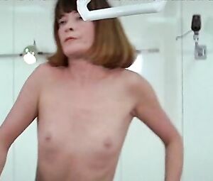 Sex video Brigitte Fossey & Sylvie Matton - Calmos (1976)