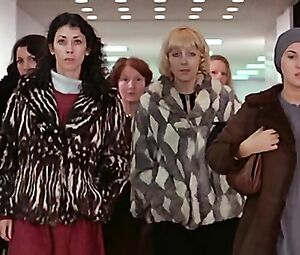 Sex video Brigitte Fossey & Sylvie Matton - Calmos (1976)