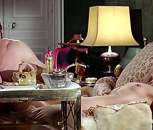 Sex video Brigitte Fossey & Sylvie Matton - Calmos (1976)