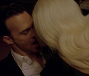 Sex video Lady Gaga & Angela Bassett nude - American Horror Story S05E03 (2015)