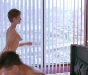 Sex video Jennifer Jason Leigh nude - Miami Blues (1990) 