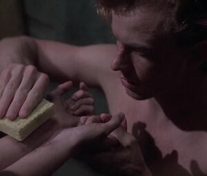 Sex video Kelly Lynch - Warm Summer Rain (1989)