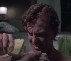 Sex video Kelly Lynch - Warm Summer Rain (1989)