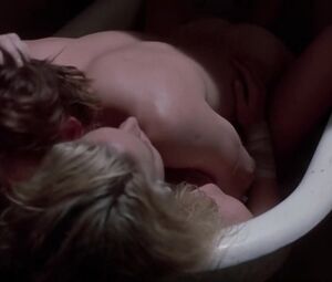 Sex video Kelly Lynch - Warm Summer Rain (1989)