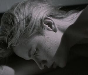 Sex video Kelly Lynch - Warm Summer Rain (1989)