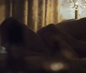 Sex video Irina Vinogradova, Ekaterina Arkharova nude - Hotel (2015)