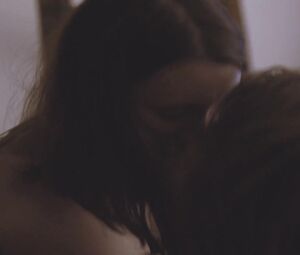 Topless actress Anna Cordell Nude - Rubber Heart (2017)