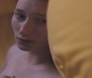 Topless actress Anna Cordell Nude - Rubber Heart (2017)