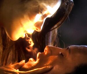 Kelly Hu hot – The Scorpion King (2002)