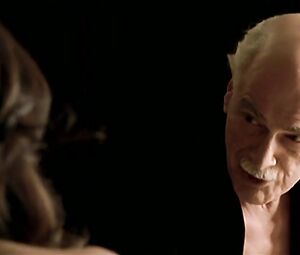 Stephanie Leonidas naked – La fiesta del Chivo (2005)