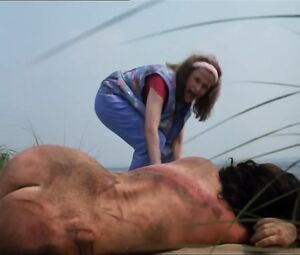 Carla Gugino naked, Rya Kihlstedt naked, Anna Levine naked – Jaded (1998)