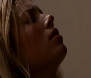 Jessica Biel naked – London (2005)