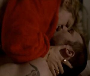 Jessica Biel naked – London (2005)