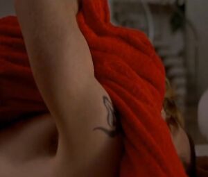 Jessica Biel naked – London (2005)